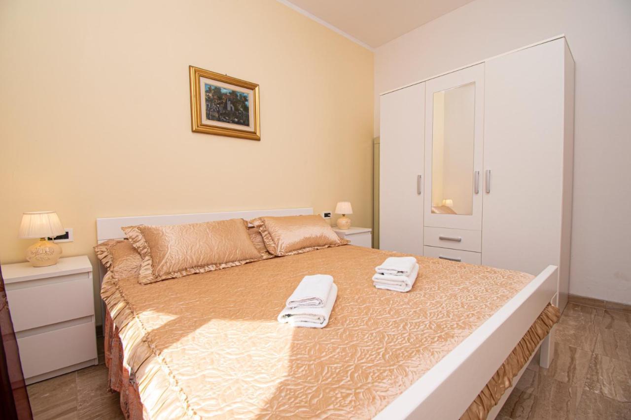 Apartments With Pool In Pula,Croatia Екстериор снимка
